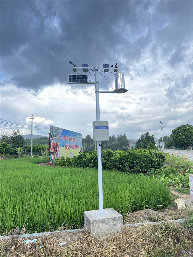 自動(dòng)氣象站CC.jpg